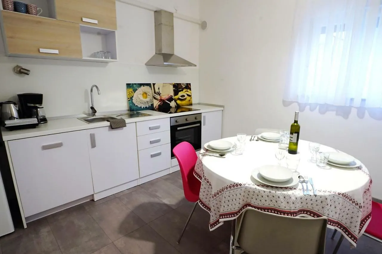 Appartamento Casa Gremar Pjescana Uvala