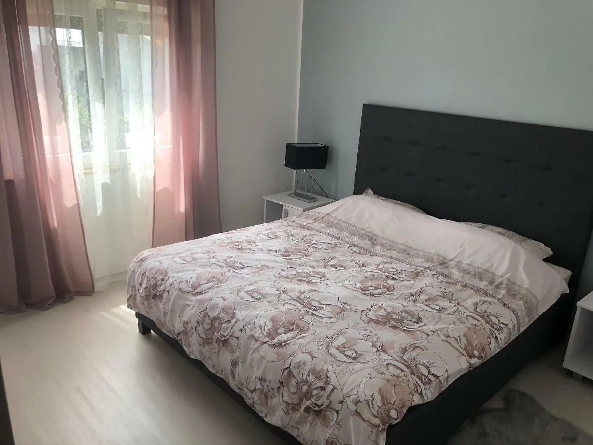 Appartamento Casa Gremar Pjescana Uvala 0*,  Croazia