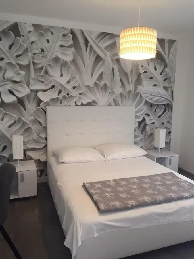 Casa Gremar Apartment Pjescana Uvala 0*,  Croatia